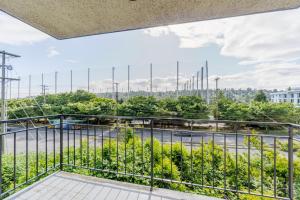 Blueground North Queen Anne wd nr Discovery Park SEA-873