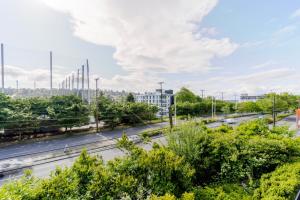 Blueground North Queen Anne wd nr Discovery Park SEA-873