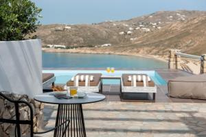 Cova Mykonos Suites Myconos Greece