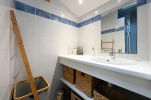 Appartements 765 Sully Plein coeur du village : photos des chambres