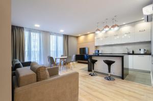 Petrovdom Apartments 18-199 in RC New York Concept House, Antonovycha 74