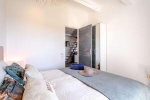 Appartements VUEMER Bandol - GRANDE TERRASSE de 45m2 VUE MER PISCINE PARKING : photos des chambres