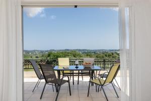 Olive Ηouse, Quiet, Cozy, mountain view, family