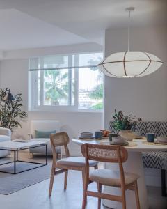 Housing Muelle Uno by SharingCo