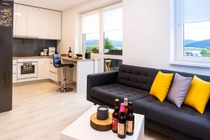 Apartment,private parking, balcony, smart check in - 3hvězdičkové hotely ve městě Banská Bystrica