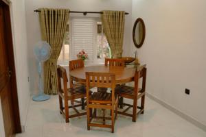 Family-friendly Private Villa with Mountain Views near Kandy