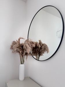 Modern & Stylish 1-Bed Apartment near Old Trafford and Central Manchester