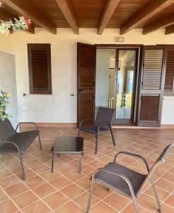 Junior Suite with Sea View room in Case Vacanze Bellavista