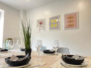 Duplex 3 Chambres - Jardin - Terrasse - Parking au pied du duplex