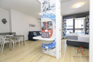 Glicine house Aquarium by ML WHITE HOUSE