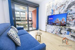 Glicine house Aquarium by ML WHITE HOUSE