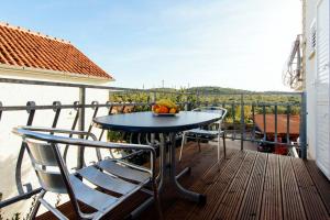 Steps from the Beach Sunny 2 Person Studio Apartment Jurkin Number three