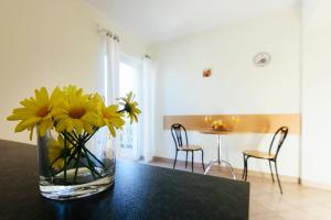 Steps from the Beach Sunny 2 Person Studio Apartment Jurkin Number three