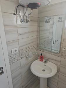 Mandi Apartament