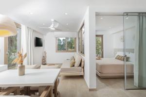 NŪSA suites & villas