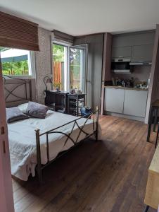 Au coeur des Rias, studio Merrien proche de la mer - 3hvězdičkové hotely ve městě Moëlan-sur-Mer