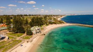 Cottesloe Studio Getaway
