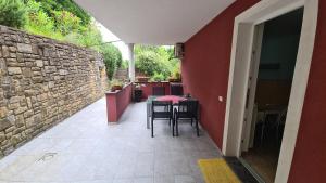 Apartments STRUNAJN 