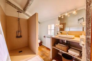 B&B / Chambres d'hotes Bastide Saint-Didier : Suite