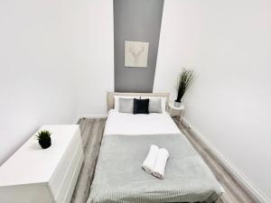 Central Lisbon rooms, top best location for tourists