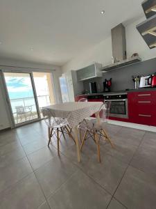 Appartements Appartement t2 proche mer pour 4 personnes, N61 : photos des chambres