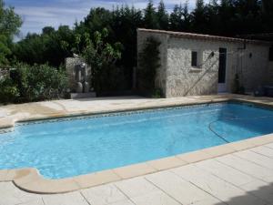 Maisons de vacances Le bonheur au soleil : Maison 1 Chambre