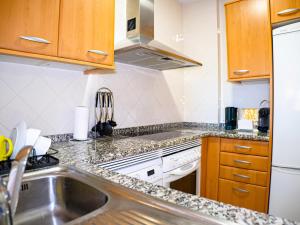 Acogedor apartamento con piscina en Marbella