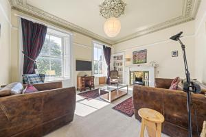 Hope Park 3 Bedroom Apartment - Edinburgh