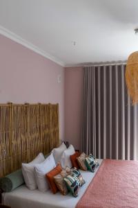 Double Deluxe Suite with Sea View room in Arrifana Destination Boutique