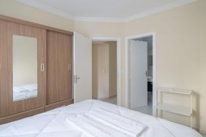 Apto próximo ao mar c churrasq. 3 qts ELM701