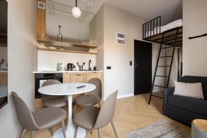 Stogi Superior Apartments by BookingHost