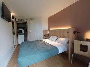 Hotels Premiere Classe Saintes : photos des chambres