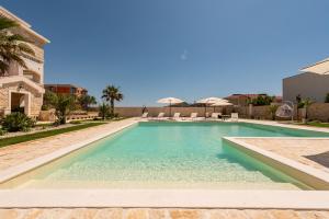 Exclusive Chateau Dabo Luxury Pool Apartments, Novalja