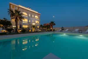 Exclusive Chateau Dabo Luxury Pool Apartments, Novalja