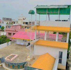 Peaceful Studio With Kitchen & Terrace 301