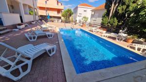 Apartment with shared pool