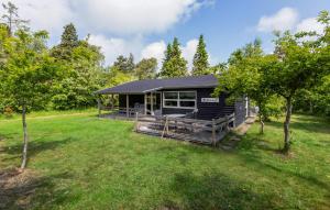 3 Bedroom Nice Home In Skjern - 4hvězdičkové hotely ve městě Skjern