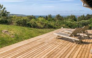 Stunning Home In Knebel With Wifi