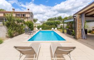 Beautiful Home In Prhati