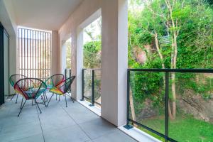 Au C103 - La Vie est Belle