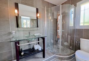 Villas Le Havre des Mimosas - Luxury Villa & Pool : photos des chambres