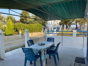 Golden Fleece Beach House