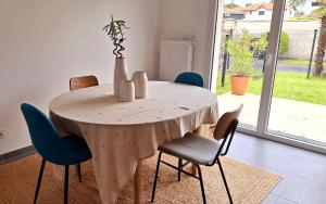 Maison cosy avec petit jardin