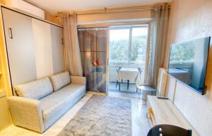 Studio Antibes Centre ville - Parking WIFI Climatisation - LIMESTAY