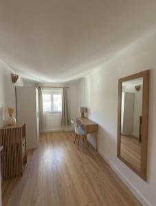 Appartements T3 cozy and central port and restaurants 2 min walk : photos des chambres