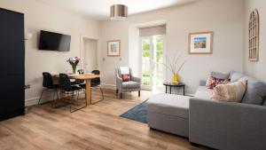 Cambridge House - Cottage Number Two