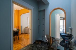 Pangrati Subtle Deluxe Minimalism