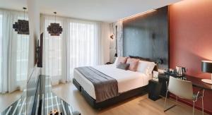 Double Room room in Ayre Hotel Rosellón