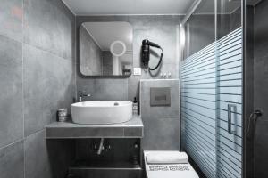 Modeco, Nilie Hospitality MGMT