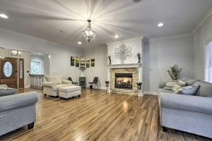Rustic Escape w Game Room and Modern Amenities